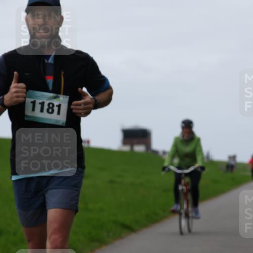 04.05.2025 - 8. Wedeler Halbmarathon Yannick Fuchs http://msf.ph/oto/7828844 04.05.2025 11:16:38 Laufen 1181 meine-sportfotos.de