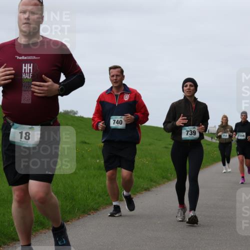 04.05.2025 - 8. Wedeler Halbmarathon Yannick Fuchs http://msf.ph/oto/7828852 04.05.2025 11:35:47 Laufen 18, 740, 739, 759, 1159 meine-sportfotos.de