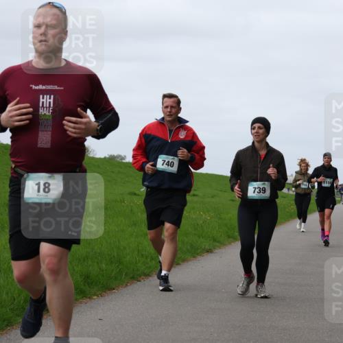 04.05.2025 - 8. Wedeler Halbmarathon Yannick Fuchs http://msf.ph/oto/7828859 04.05.2025 11:35:47 Laufen 15, 18, 740, 1159, 739 meine-sportfotos.de