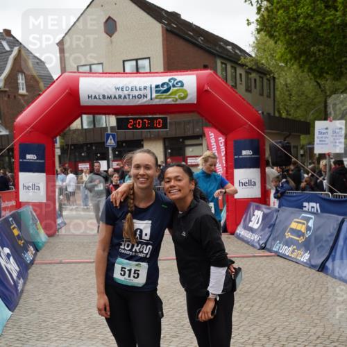 04.05.2025 - 8. Wedeler Halbmarathon Felixshl http://msf.ph/oto/7828903 04.05.2025 12:07:08 Ziel 59, 117, 1082 meine-sportfotos.de