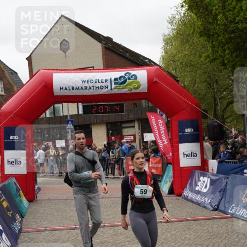 04.05.2025 - 8. Wedeler Halbmarathon Felixshl http://msf.ph/oto/7828929 04.05.2025 12:07:12 Ziel 59, 117 meine-sportfotos.de