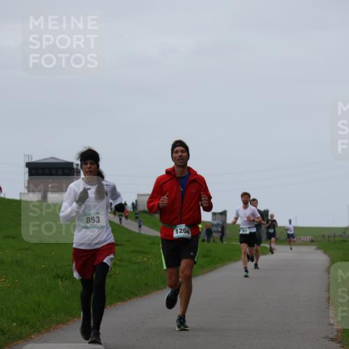 04.05.2025 - 8. Wedeler Halbmarathon Yannick Fuchs http://msf.ph/oto/7828941 04.05.2025 11:17:00 Laufen 853, 1204, 957 meine-sportfotos.de