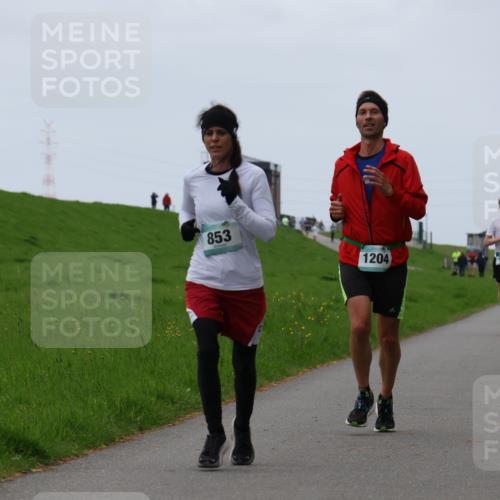 04.05.2025 - 8. Wedeler Halbmarathon Yannick Fuchs http://msf.ph/oto/7828976 04.05.2025 11:17:01 Laufen 853, 1204 meine-sportfotos.de
