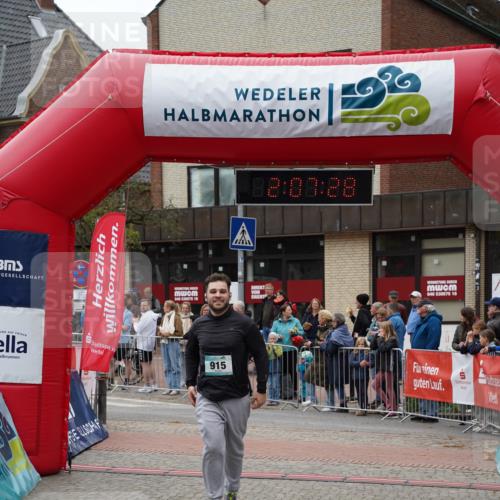 04.05.2025 - 8. Wedeler Halbmarathon Felixshl http://msf.ph/oto/7828984 04.05.2025 12:07:26 Ziel 915 meine-sportfotos.de