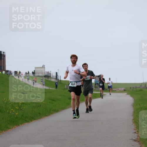 04.05.2025 - 8. Wedeler Halbmarathon Yannick Fuchs http://msf.ph/oto/7829016 04.05.2025 11:17:04 Laufen 957, 862 meine-sportfotos.de