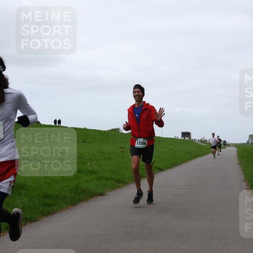 04.05.2025 - 8. Wedeler Halbmarathon Yannick Fuchs http://msf.ph/oto/7829043 04.05.2025 11:17:06 Laufen 853, 1204 meine-sportfotos.de