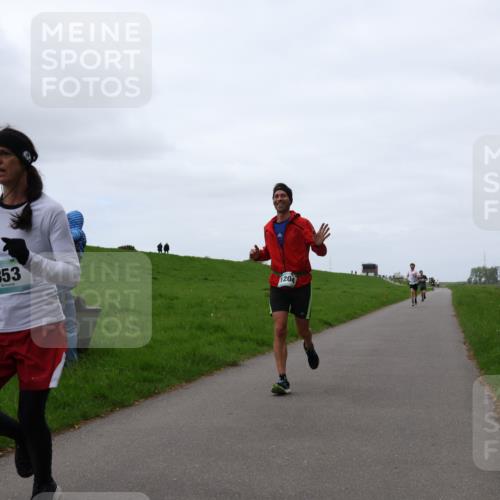 04.05.2025 - 8. Wedeler Halbmarathon Yannick Fuchs http://msf.ph/oto/7829048 04.05.2025 11:17:06 Laufen 853, 1204 meine-sportfotos.de