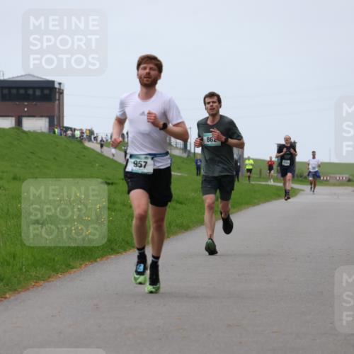 04.05.2025 - 8. Wedeler Halbmarathon Yannick Fuchs http://msf.ph/oto/7829084 04.05.2025 11:17:08 Laufen 957, 862 meine-sportfotos.de