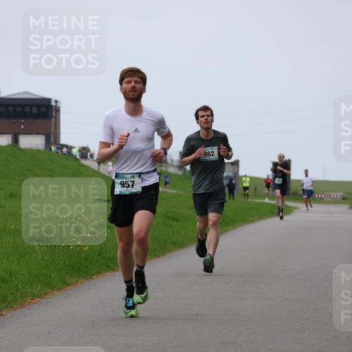 04.05.2025 - 8. Wedeler Halbmarathon Yannick Fuchs http://msf.ph/oto/7829093 04.05.2025 11:17:08 Laufen 957, 362 meine-sportfotos.de