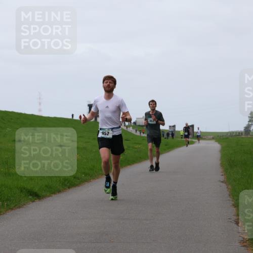 04.05.2025 - 8. Wedeler Halbmarathon Yannick Fuchs http://msf.ph/oto/7829136 04.05.2025 11:17:10 Laufen 957, 862 meine-sportfotos.de
