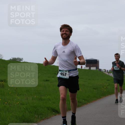04.05.2025 - 8. Wedeler Halbmarathon Yannick Fuchs http://msf.ph/oto/7829160 04.05.2025 11:17:11 Laufen 957, 862 meine-sportfotos.de