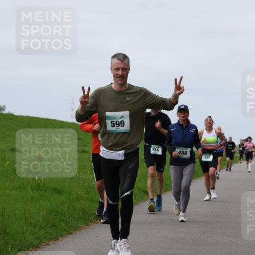 04.05.2025 - 8. Wedeler Halbmarathon Yannick Fuchs http://msf.ph/oto/7829168 04.05.2025 11:36:24 Laufen 599, 434, 488, 125 meine-sportfotos.de