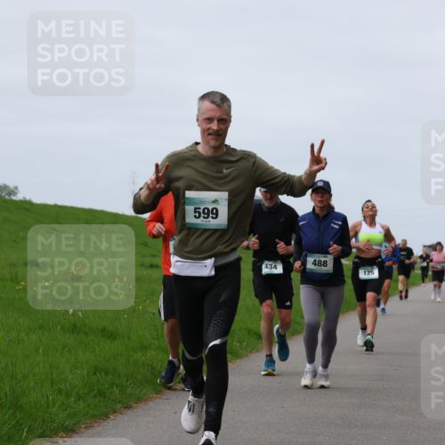 04.05.2025 - 8. Wedeler Halbmarathon Yannick Fuchs http://msf.ph/oto/7829172 04.05.2025 11:36:25 Laufen 599, 434, 488, 125 meine-sportfotos.de