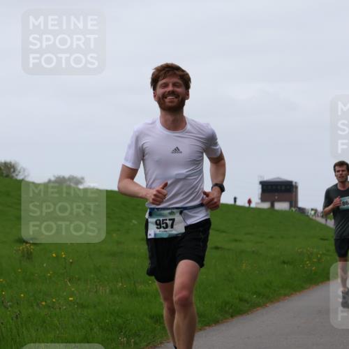 04.05.2025 - 8. Wedeler Halbmarathon Yannick Fuchs http://msf.ph/oto/7829173 04.05.2025 11:17:12 Laufen 957, 862 meine-sportfotos.de