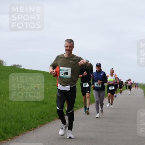 04.05.2025 - 8. Wedeler Halbmarathon Yannick Fuchs http://msf.ph/oto/7829179 04.05.2025 11:36:25 Laufen 599, 434, 488, 125 meine-sportfotos.de
