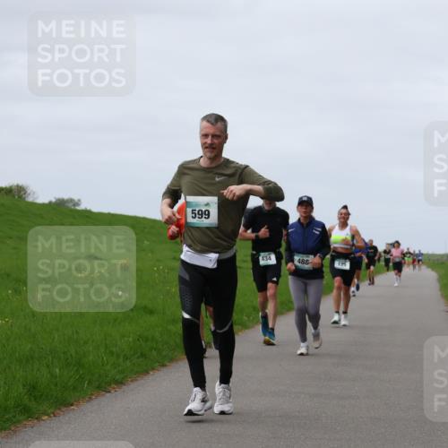 04.05.2025 - 8. Wedeler Halbmarathon Yannick Fuchs http://msf.ph/oto/7829182 04.05.2025 11:36:25 Laufen 599, 434, 488, 125 meine-sportfotos.de