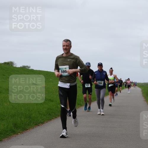 04.05.2025 - 8. Wedeler Halbmarathon Yannick Fuchs http://msf.ph/oto/7829186 04.05.2025 11:36:25 Laufen 599, 434, 488 meine-sportfotos.de