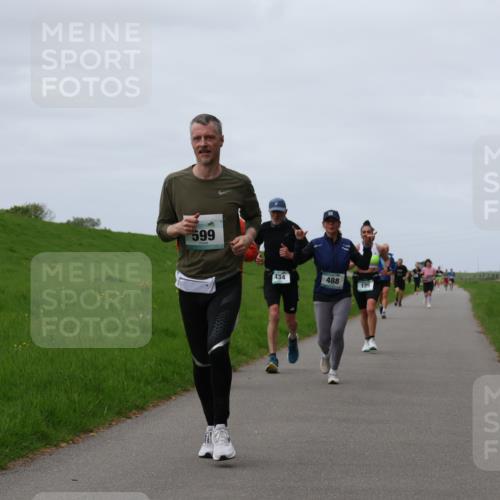 04.05.2025 - 8. Wedeler Halbmarathon Yannick Fuchs http://msf.ph/oto/7829193 04.05.2025 11:36:25 Laufen 599, 434, 488, 125 meine-sportfotos.de
