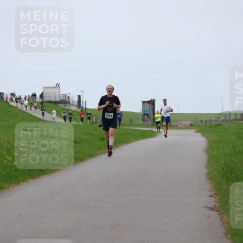 04.05.2025 - 8. Wedeler Halbmarathon Yannick Fuchs http://msf.ph/oto/7829273 04.05.2025 11:17:18 Laufen 1210 meine-sportfotos.de