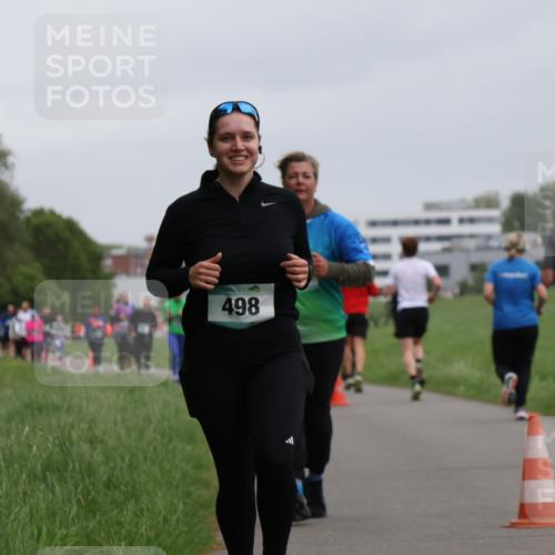 04.05.2025 - 8. Wedeler Halbmarathon Yannick Fuchs http://msf.ph/oto/7829290 04.05.2025 11:17:28 Laufen 498 meine-sportfotos.de