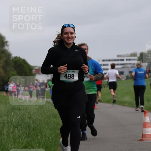 04.05.2025 - 8. Wedeler Halbmarathon Yannick Fuchs http://msf.ph/oto/7829295 04.05.2025 11:17:28 Laufen 498, 78 meine-sportfotos.de