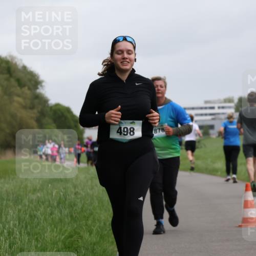 04.05.2025 - 8. Wedeler Halbmarathon Yannick Fuchs http://msf.ph/oto/7829320 04.05.2025 11:17:29 Laufen 498, 878 meine-sportfotos.de