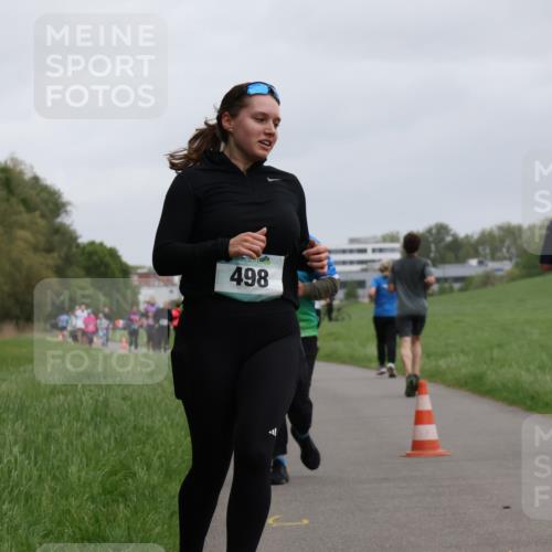 04.05.2025 - 8. Wedeler Halbmarathon Yannick Fuchs http://msf.ph/oto/7829334 04.05.2025 11:17:30 Laufen 498 meine-sportfotos.de