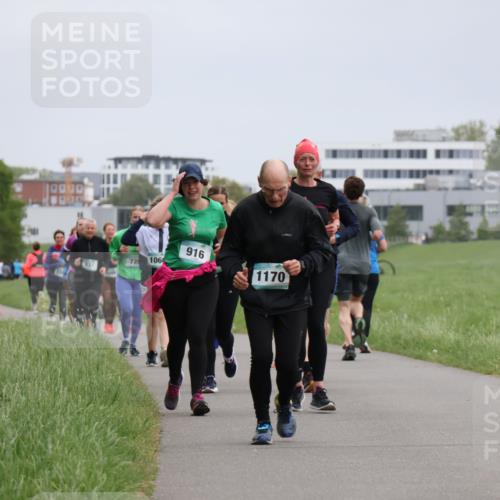 04.05.2025 - 8. Wedeler Halbmarathon Yannick Fuchs http://msf.ph/oto/7829400 04.05.2025 11:17:34 Laufen 72, 1060, 916, 1170 meine-sportfotos.de