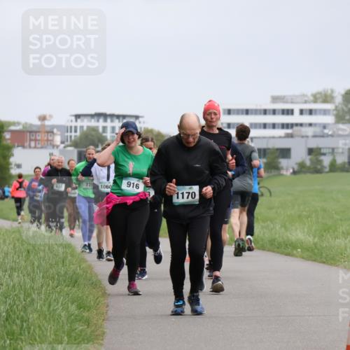 04.05.2025 - 8. Wedeler Halbmarathon Yannick Fuchs http://msf.ph/oto/7829402 04.05.2025 11:17:34 Laufen 728, 1060, 916, 1170 meine-sportfotos.de