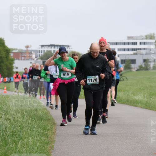 04.05.2025 - 8. Wedeler Halbmarathon Yannick Fuchs http://msf.ph/oto/7829415 04.05.2025 11:17:34 Laufen 1060, 916, 1170 meine-sportfotos.de
