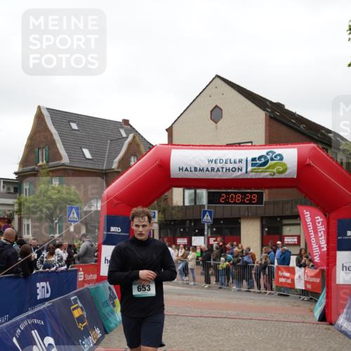 04.05.2025 - 8. Wedeler Halbmarathon Felixshl http://msf.ph/oto/7829418 04.05.2025 12:08:26 Ziel 653 meine-sportfotos.de