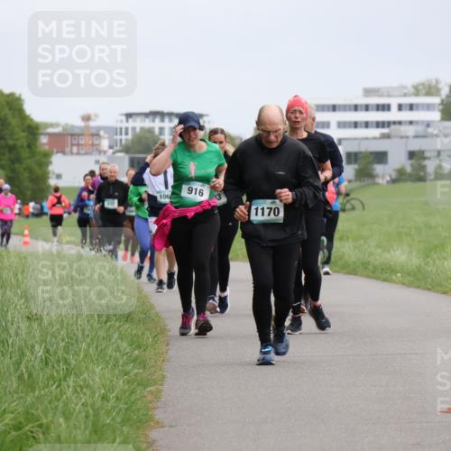 04.05.2025 - 8. Wedeler Halbmarathon Yannick Fuchs http://msf.ph/oto/7829425 04.05.2025 11:17:34 Laufen 106, 916, 13, 1170 meine-sportfotos.de