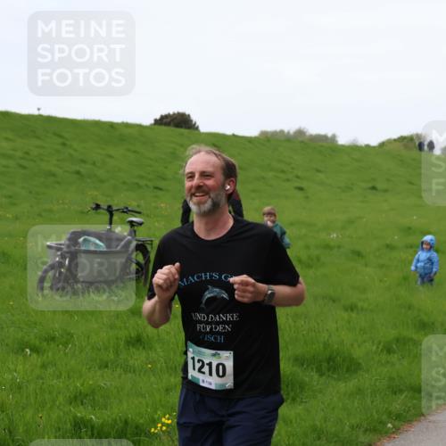 04.05.2025 - 8. Wedeler Halbmarathon Yannick Fuchs http://msf.ph/oto/7829456 04.05.2025 11:17:38 Laufen 1210, 139 meine-sportfotos.de