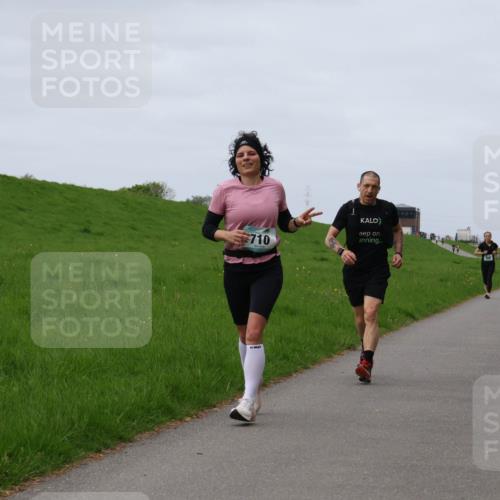 04.05.2025 - 8. Wedeler Halbmarathon Yannick Fuchs http://msf.ph/oto/7829486 04.05.2025 11:36:41 Laufen 710 meine-sportfotos.de