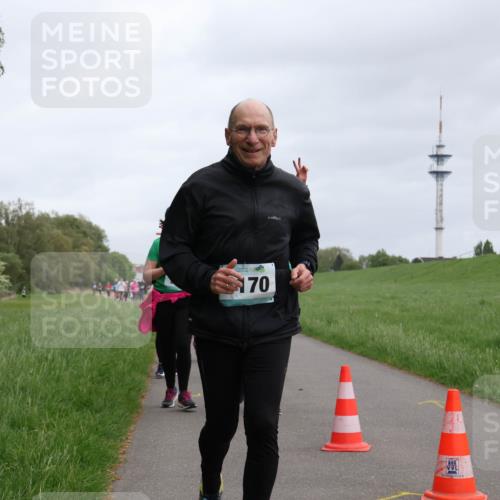 04.05.2025 - 8. Wedeler Halbmarathon Yannick Fuchs http://msf.ph/oto/7829493 04.05.2025 11:17:42 Laufen 170 meine-sportfotos.de