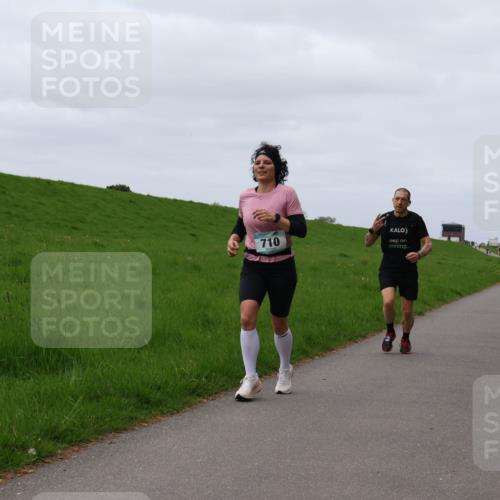 04.05.2025 - 8. Wedeler Halbmarathon Yannick Fuchs http://msf.ph/oto/7829505 04.05.2025 11:36:42 Laufen 710 meine-sportfotos.de