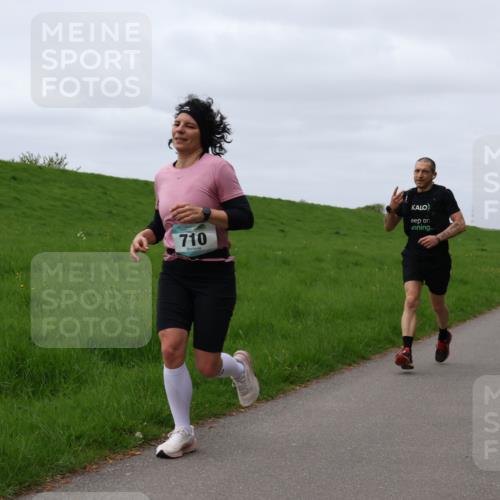 04.05.2025 - 8. Wedeler Halbmarathon Yannick Fuchs http://msf.ph/oto/7829519 04.05.2025 11:36:43 Laufen 710 meine-sportfotos.de