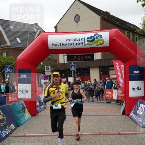 04.05.2025 - 8. Wedeler Halbmarathon Felixshl http://msf.ph/oto/7829525 04.05.2025 12:08:42 Ziel 93, 1153 meine-sportfotos.de