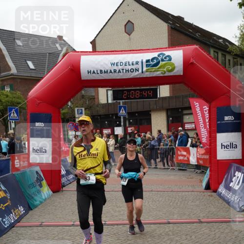 04.05.2025 - 8. Wedeler Halbmarathon Felixshl http://msf.ph/oto/7829530 04.05.2025 12:08:42 Ziel 93, 1153 meine-sportfotos.de