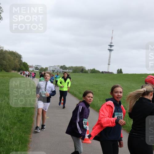 04.05.2025 - 8. Wedeler Halbmarathon Yannick Fuchs http://msf.ph/oto/7829577 04.05.2025 11:17:48 Laufen 10, 104, 615, 10 meine-sportfotos.de