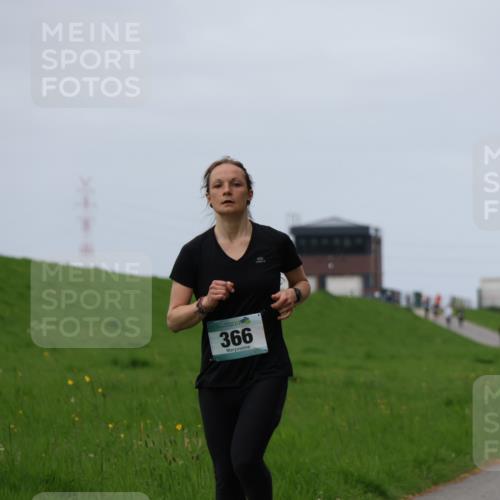 04.05.2025 - 8. Wedeler Halbmarathon Yannick Fuchs http://msf.ph/oto/7829580 04.05.2025 11:36:50 Laufen 366 meine-sportfotos.de