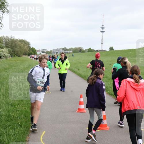 04.05.2025 - 8. Wedeler Halbmarathon Yannick Fuchs http://msf.ph/oto/7829595 04.05.2025 11:17:50 Laufen 1060, 10 meine-sportfotos.de