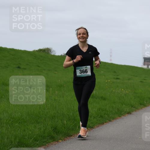 04.05.2025 - 8. Wedeler Halbmarathon Yannick Fuchs http://msf.ph/oto/7829596 04.05.2025 11:36:52 Laufen 366 meine-sportfotos.de