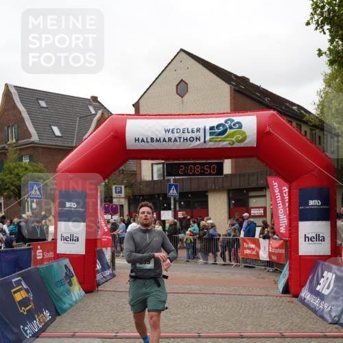 04.05.2025 - 8. Wedeler Halbmarathon Felixshl http://msf.ph/oto/7829605 04.05.2025 12:08:48 Ziel 335 meine-sportfotos.de