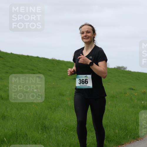 04.05.2025 - 8. Wedeler Halbmarathon Yannick Fuchs http://msf.ph/oto/7829613 04.05.2025 11:36:53 Laufen 366 meine-sportfotos.de