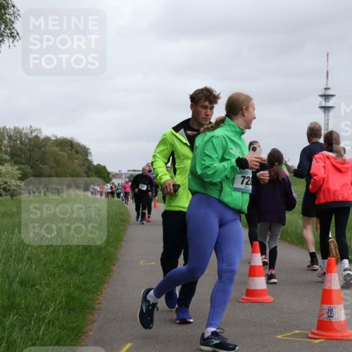 04.05.2025 - 8. Wedeler Halbmarathon Yannick Fuchs http://msf.ph/oto/7829628 04.05.2025 11:17:52 Laufen 728 meine-sportfotos.de