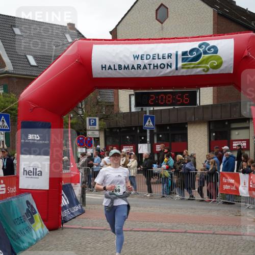 04.05.2025 - 8. Wedeler Halbmarathon Felixshl http://msf.ph/oto/7829631 04.05.2025 12:08:54 Ziel 269, 479 meine-sportfotos.de