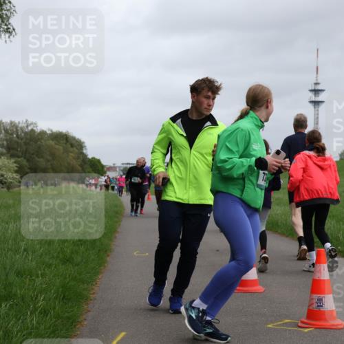 04.05.2025 - 8. Wedeler Halbmarathon Yannick Fuchs http://msf.ph/oto/7829633 04.05.2025 11:17:52 Laufen  meine-sportfotos.de