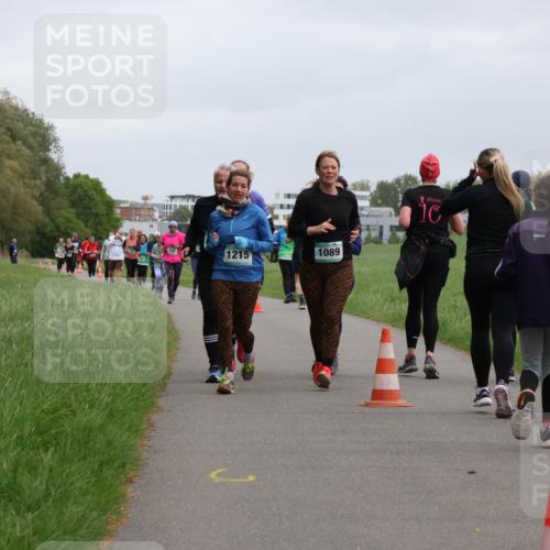 04.05.2025 - 8. Wedeler Halbmarathon Yannick Fuchs http://msf.ph/oto/7829656 04.05.2025 11:17:54 Laufen 1215, 1089, 10 meine-sportfotos.de
