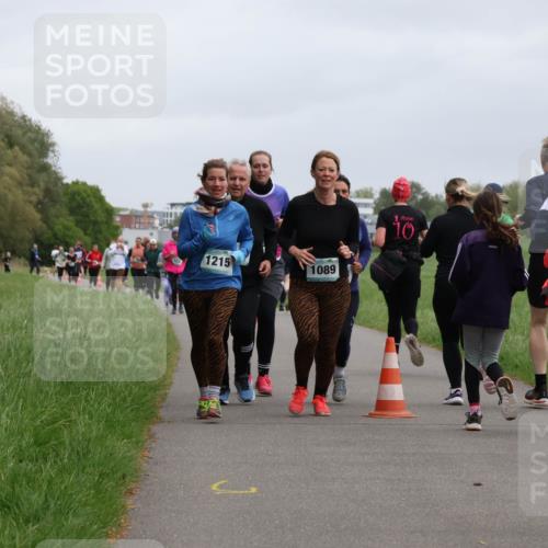 04.05.2025 - 8. Wedeler Halbmarathon Yannick Fuchs http://msf.ph/oto/7829679 04.05.2025 11:17:55 Laufen 1215, 1089, 10 meine-sportfotos.de